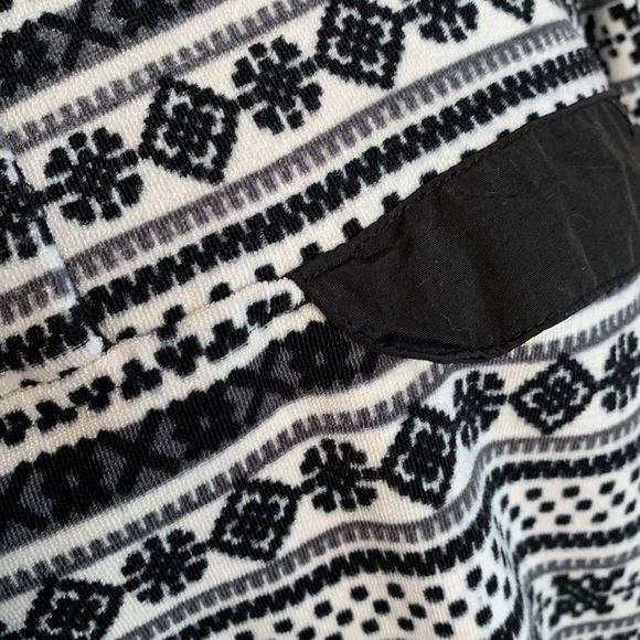 Jachs Fleece Pullover - Picture 3 of 8